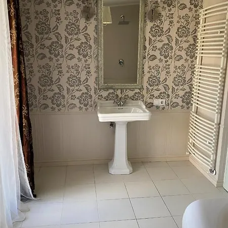 Guest house By The Cluj-Napoca