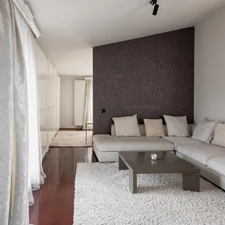 Guest house By The Cluj-Napoca